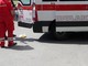 Accoltellato davanti a un bar a Ostia, morto 35enne: aggressore in fuga