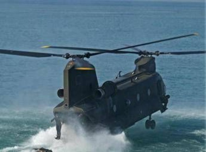 Elicottero italiano caduto in Bosnia, l'identikit del CH-47 Elicottero italiano caduto in Bosnia, l'identikit del CH-47