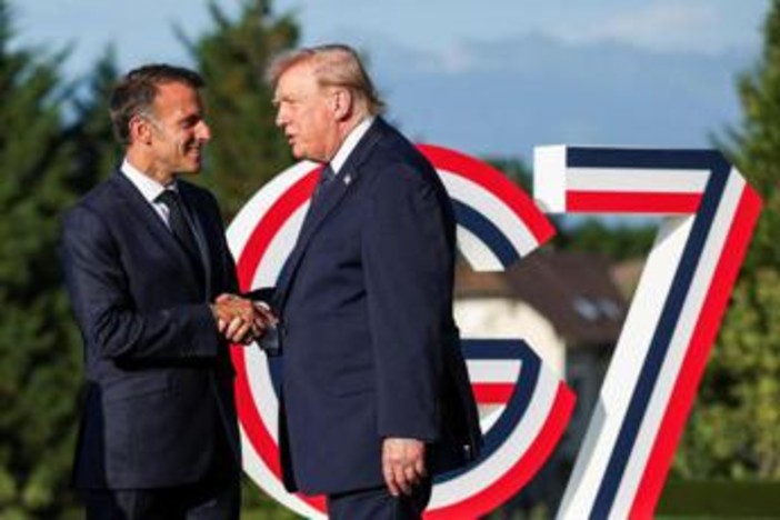 G7, dossier Iran domina il summit. Trump vede Macron: "Venerdì riapre Hormuz" G7, dossier Iran domina il summit. Trump vede Macron: "Venerdì riapre Hormuz"