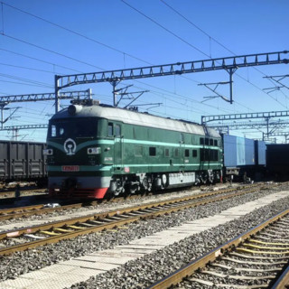 Cina-Europa: oltre 8.000 treni merci transitati da interporto Horgos nel 2025