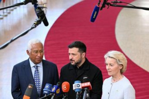 Ucraina, Ue cerca negoziatore con la Russia: Costa in pole ma non per tutti Ucraina, Ue cerca negoziatore con la Russia: Costa in pole ma non per tutti