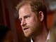 Harry e ritorno in Gb, il retroscena: duca di Sussex è ancora arrabbiato e vuole le scuse della famiglia