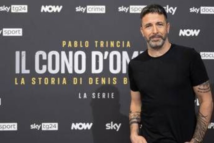 Pablo Trincia racconta la storia di Denis Bergamini: arriva su Sky 'Il cono d'ombra'