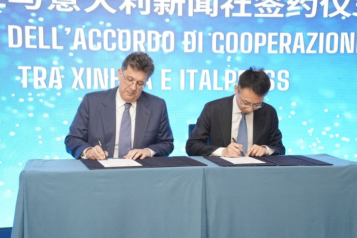 A Roma forum Cina-Italia dei media, siglato accordo cooperazione Xinhua-Italpress A Roma forum Cina-Italia dei media, siglato accordo cooperazione Xinhua-Italpress