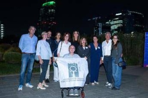 Giornata Sla, una magia che ha unito un’Italia illuminata di verde