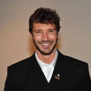 Stefano De Martino: &quot;Troppi complimenti, abbasso il volume per tenere a bada il mio ego&quot;