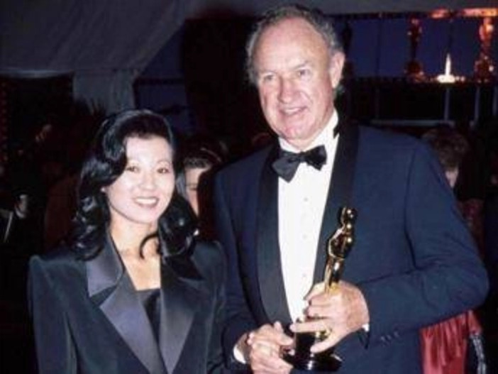 Moglie di Gene Hackman aveva fatto ricerche su sintomi da Covid prima di morire