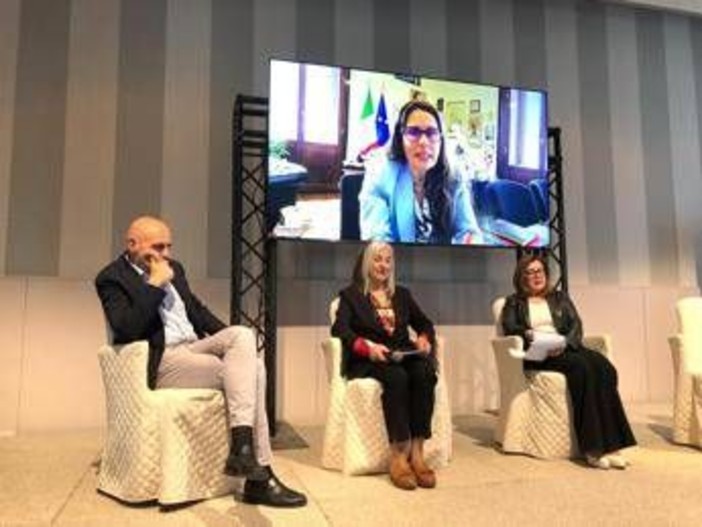 Disabili, Locatelli: &quot;Con riforma migliori risposte anche per pazienti con Sla&quot;
