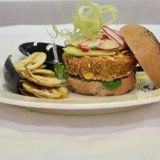 Stop del Parlamento europeo a uso di termini come 'salsiccia di tofu' o 'hamburger vegetale'