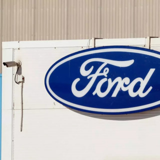Ford richiama 1 milione di veicoli negli Usa per problemi a telecamera