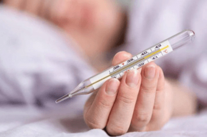 Influenza, salgono infezioni respiratorie. Iss: "Nessun segno di maggiore gravità"