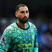 Donnarumma litiga con un tifoso del Liverpool: "Sei un imbroglione" Donnarumma litiga con un tifoso del Liverpool: "Sei un imbroglione"