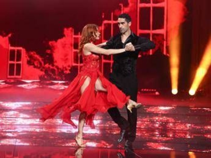 Ballando, la frecciata di Magnini dopo la finale: "Il mondo della danza sa" Ballando, la frecciata di Magnini dopo la finale: "Il mondo della danza sa"