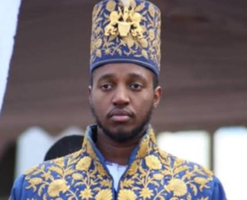 È morto a 34 anni il monarca più giovane del mondo: addio a re Rukidi IV È morto a 34 anni il monarca più giovane del mondo: addio a re Rukidi IV