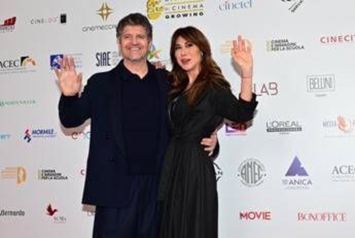 Sanremo 2026, Virginia Raffaele e Fabio De Luigi al cinema con 'Un bel giorno'