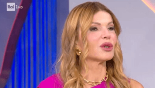Rita Rusic in lacrime per la mamma, il racconto della malattia: "Non mi riconosceva più"