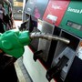 Caro carburanti, in corso maxi operazione Gdf per controlli a distributori a Roma