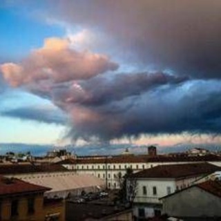 Previsioni meteo, il ciclone si allontana: weekend più soleggiato ma con sorprese