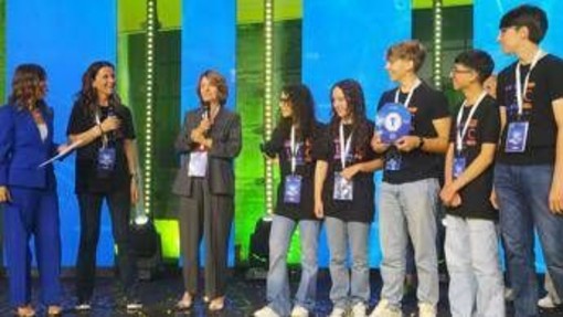 Liceo 'Cortese' di Maddaloni vince 'Mad for Science'