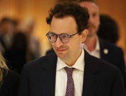 "Bisogna rallentare l'AI": l'appello di Amodei, boss di Anthropic "Bisogna rallentare l'AI": l'appello di Amodei, boss di Anthropic