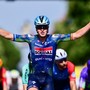 Merlier vince anche la 12^ tappa e cala il tris al Tour, Pogacar sempre leader Merlier vince anche la 12^ tappa e cala il tris al Tour, Pogacar sempre leader