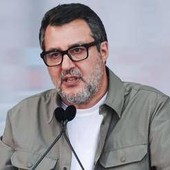 Lega, Salvini frena ala nordista: "Basta beghe, al lavoro per rafforzare squadra" Lega, Salvini frena ala nordista: "Basta beghe, al lavoro per rafforzare squadra"