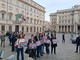 Flash mob +Europa contro Orban a Palazzo Chigi: &quot;Dittatore con i soldi nostri&quot;