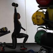 La palestra aiuta cuore e cervello, 90 minuti di allenamento a settimana allungano la vita La palestra aiuta cuore e cervello, 90 minuti di allenamento a settimana allungano la vita