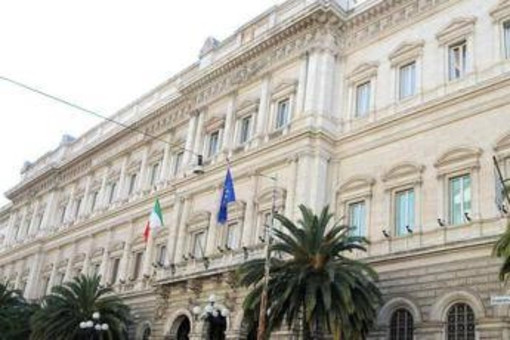 Debito pubblico cresce ancora, ad aprile è salito a 3.063,5 miliardi