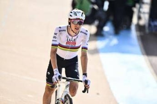 Pogacar, dopo la Parigi-Roubaix c'è il Giro. Ma la sua presenza è in dubbio