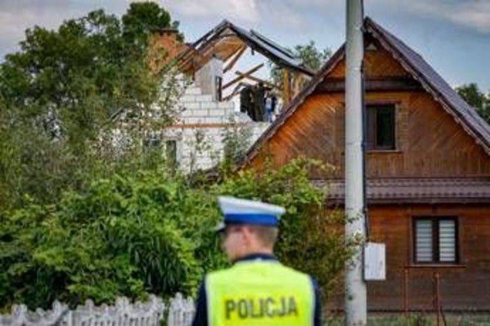 Droni russi sulla Polonia, Varsavia: &quot;Non è stato un incidente, Cremlino si prende gioco di Trump&quot;