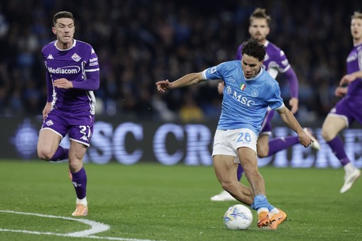 Il Napoli riparte, Vergara e Gutierrez mettono ko la Fiorentina Il Napoli riparte, Vergara e Gutierrez mettono ko la Fiorentina