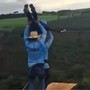 Ragazza lanciata dal ponte, bungee jumping senza corda: 21enne muore in Brasile Ragazza lanciata dal ponte, bungee jumping senza corda: 21enne muore in Brasile