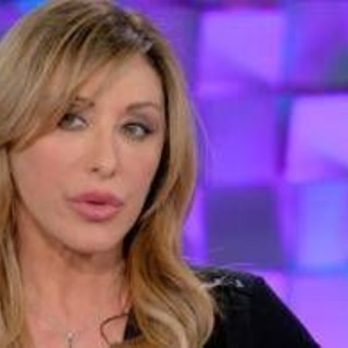 Sabrina Salerno, la malattia e la paura: "Pensavo il tumore fosse tornato"