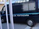 Rivolta nel carcere di Rieti, sala ricreativa in fiamme: 6 agenti penitenziari in ospedale