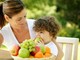 Caldo e bambini, il menù anti-afa dei pediatri: "Più acqua, frutta e pasti leggeri" Caldo e bambini, il menù anti-afa dei pediatri: "Più acqua, frutta e pasti leggeri"