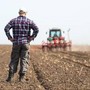 Gli offrono 700mila euro, ma un agricoltore rifiuta e non vende il suo terreno Gli offrono 700mila euro, ma un agricoltore rifiuta e non vende il suo terreno