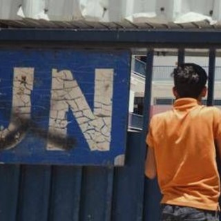 Gerusalemme, manifestanti israeliani fanno irruzione in compound Unrwa