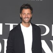 Temptation Island, ancora critiche per Bisciglia: "Non deve intervenire"