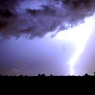 Caldo record addio, arriva burrasca di fine estate