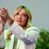 Meloni celebra record governo a Bari e lancia la sfida: "Il meglio deve ancora venire" Meloni celebra record governo a Bari e lancia la sfida: "Il meglio deve ancora venire"