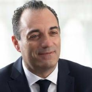 Filosa nuovo ceo Stellantis, chi è l'ad che ha guidato il gruppo in Nord e Sud America