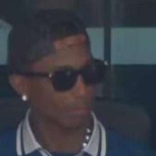 Mondiali, telecronisti non riconoscono Williams in tribuna: "Forse è un rapper..."