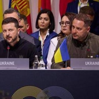 Ucraina, terremoto corruzione: si dimette Yermak, braccio destro di Zelensky
