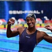 Chi è Sara Curtis, la campionessa europea e primatista mondiale dei 50 dorso Chi è Sara Curtis, la campionessa europea e primatista mondiale dei 50 dorso