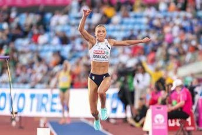 Europei atletica, Derkach oro nel triplo, Desalu e Dezza in finale nei 200 - Diretta Europei atletica, Derkach oro nel triplo, Desalu e Dezza in finale nei 200 - Diretta