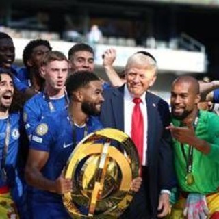 Il Chelsea festeggia il Mondiale per club. E Trump non se ne va