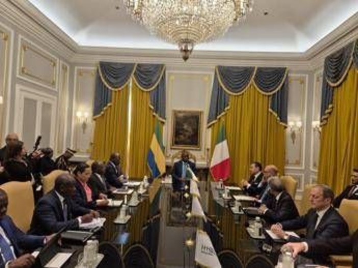 Italia-Gabon, Gksd firma due protocolli: focus su sanità ed edilizia sociale Italia-Gabon, Gksd firma due protocolli: focus su sanità ed edilizia sociale