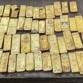 Belgio, operai trovano un tesoro durante uno scavo: monete e lingotti da 9 milioni di euro Belgio, operai trovano un tesoro durante uno scavo: monete e lingotti da 9 milioni di euro