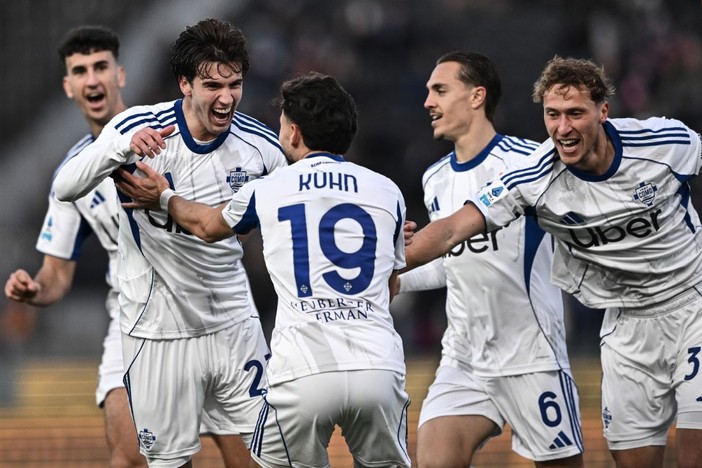 Il Como vince anche a Pisa e continua a sognare l’Europa Il Como vince anche a Pisa e continua a sognare l’Europa